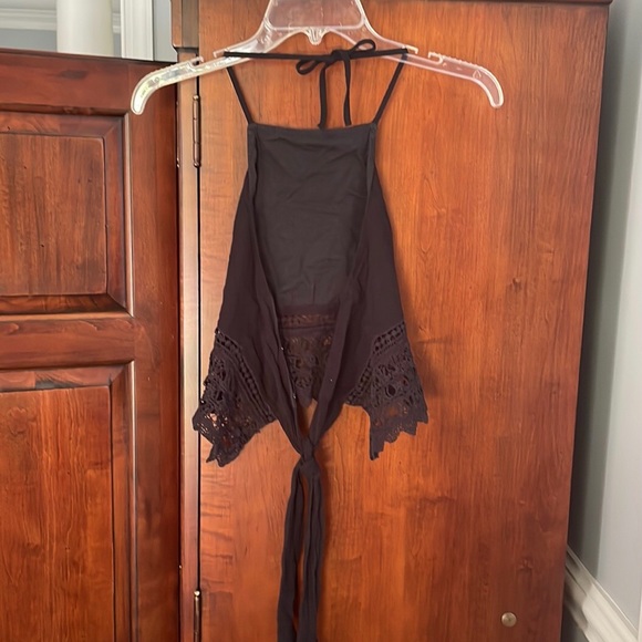 American Eagle Halter Open Back Tie Top - Picture 5 of 15